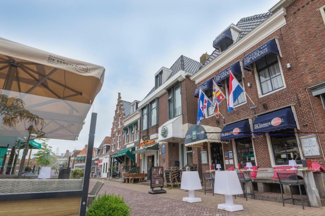 Hotel De Waag Makkum Esterno foto